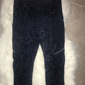 Lululemon capris